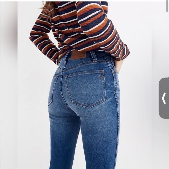 Madewell Roadtripper Jeans: Knee-Rip Edition size 26 - Picture 2 of 8